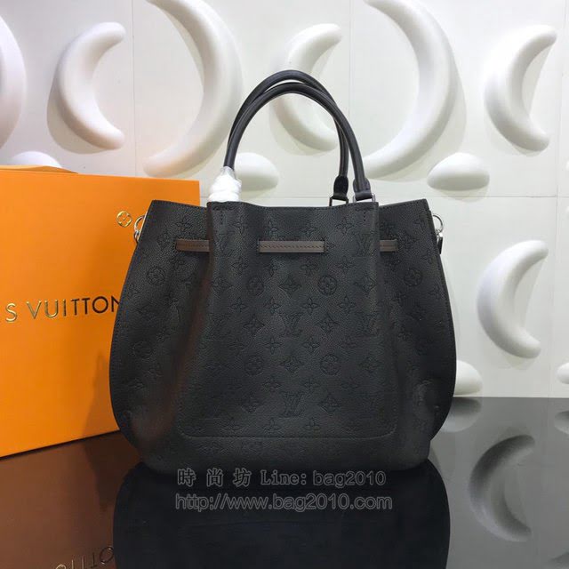 LV女包 路易威登多功能Girolata手袋 Mahina小牛皮 LV時尚水桶包 LV大號休閒手提包 手挎包  ydh2960
